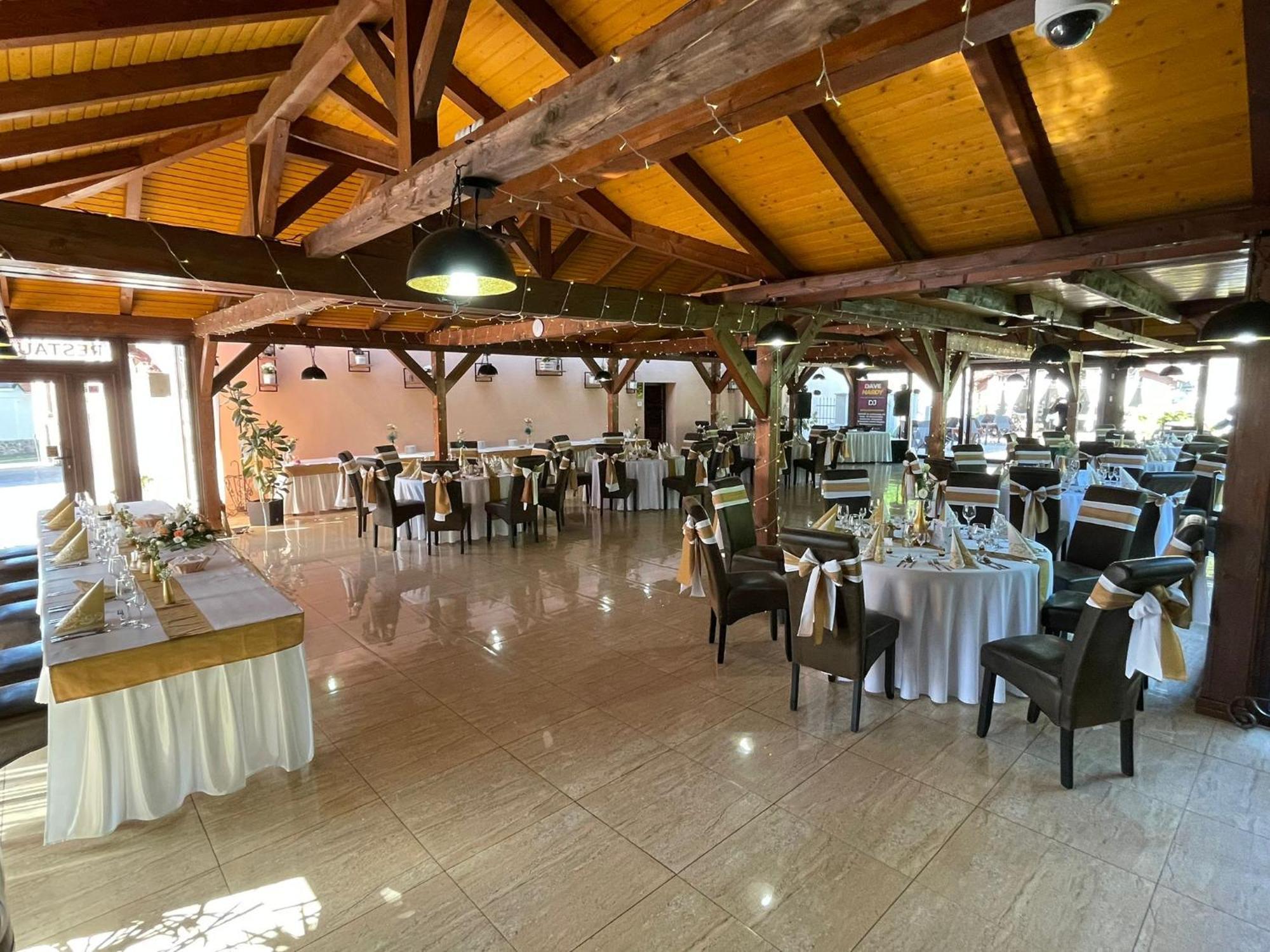 Penzión Bebek Filakovo Exterior foto